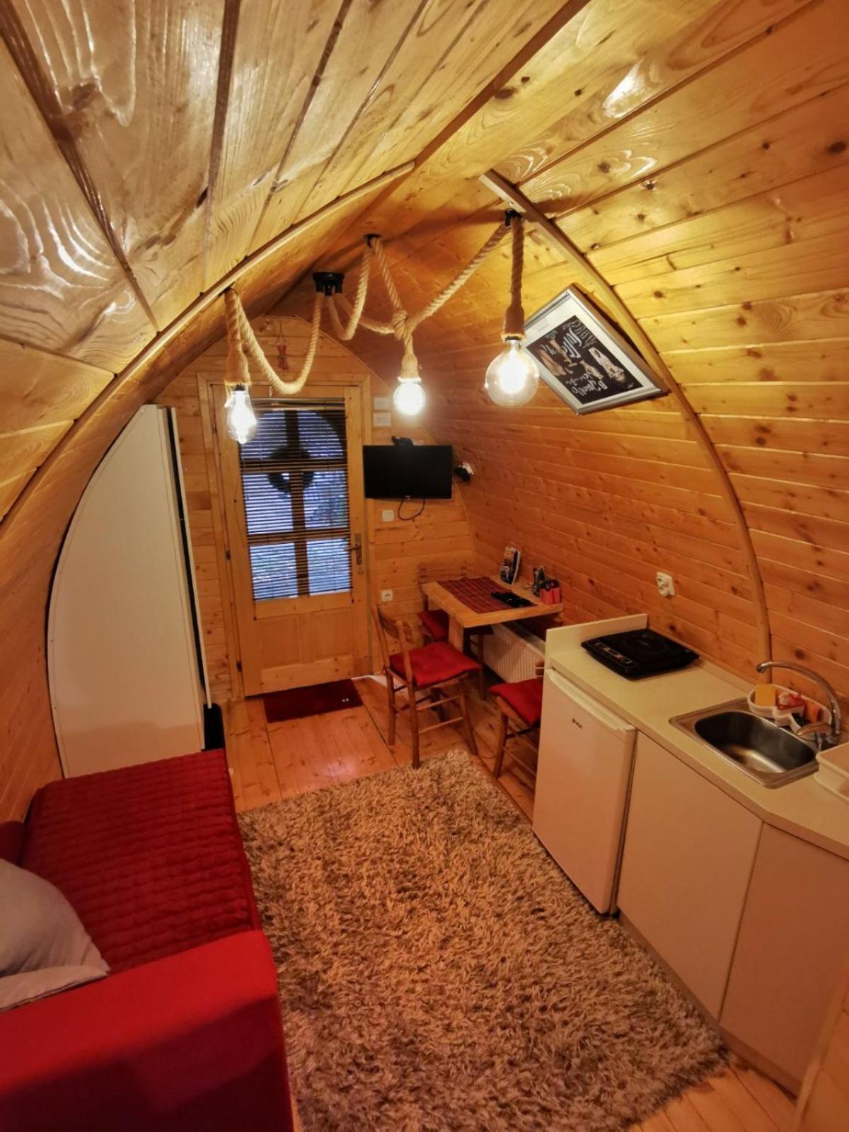 Vila Jelena - Bungalov Crni Vrh Dış mekan fotoğraf